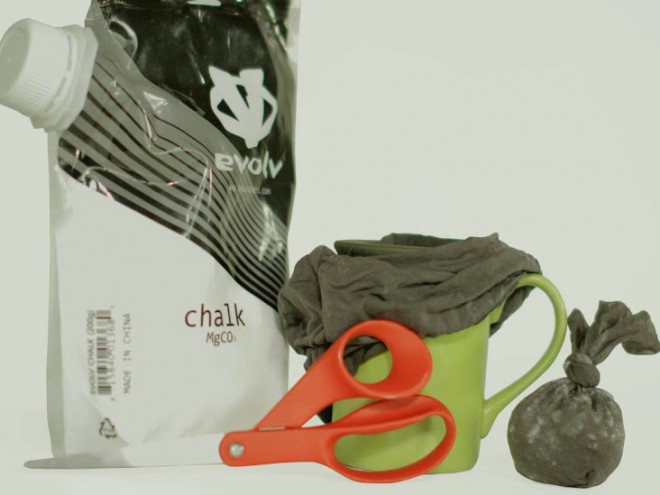 DIY Climbing Chalk Ball