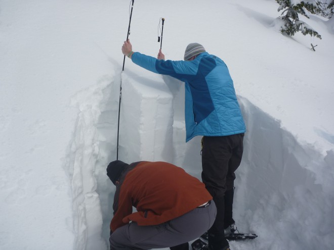 how to dig a snowpit