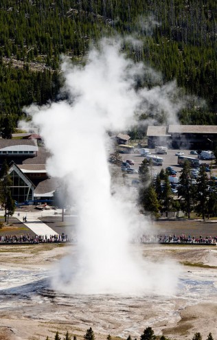 National Park Hikes Yellowstone